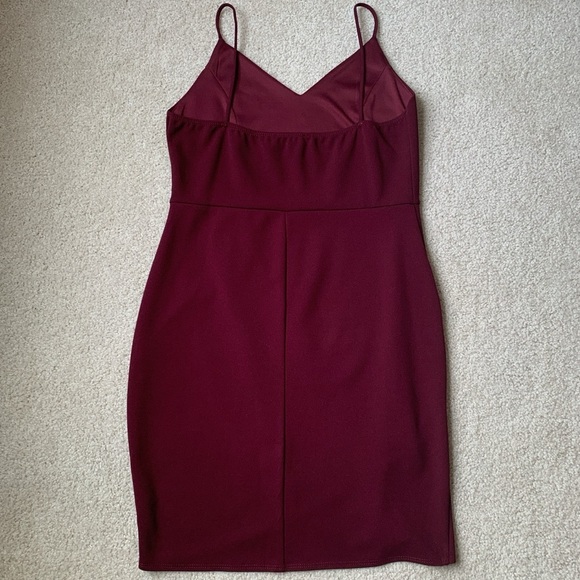 Lulu’s Forever Your Girl burgundy Bodycon minidress, XL, worn once, EUC - Picture 6 of 10